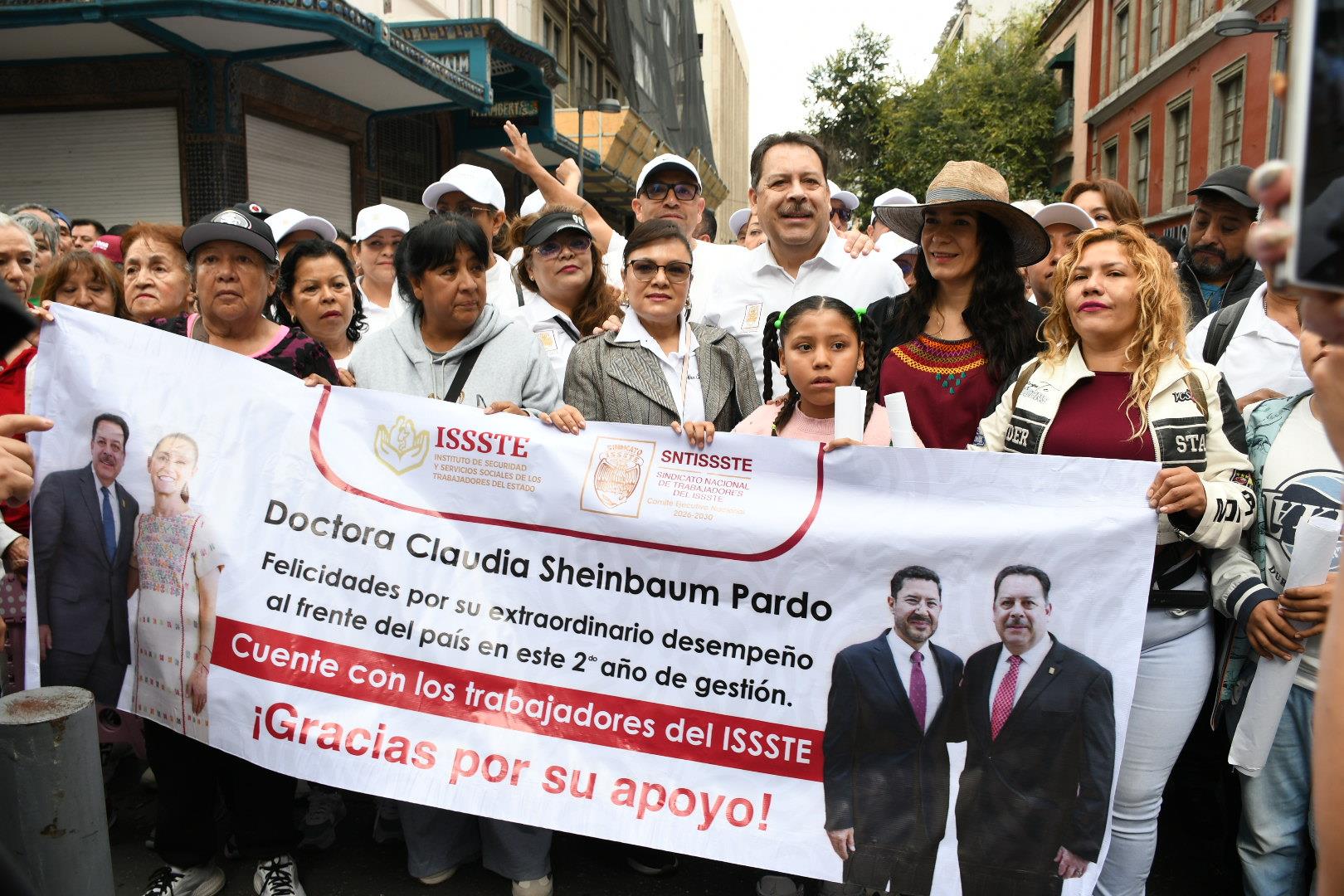 Asamblea informativa de la presidenta Claudia Sheinbaum Pardo en el Zócalo de la Ciudad de México 